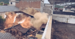  จีนระเบิดเขื่อนในรั่วหยางปี-2021